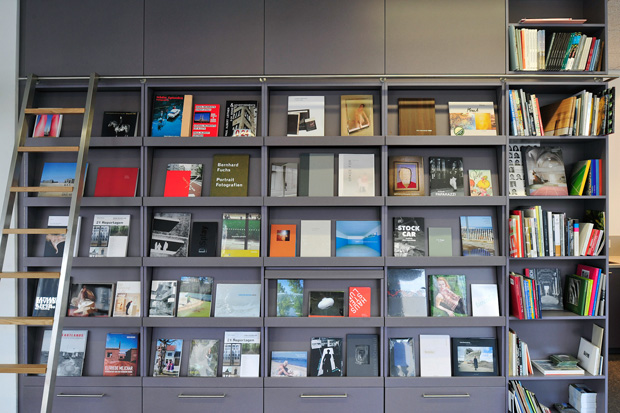 Fotohof-book shop_620